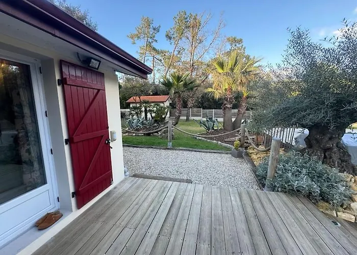 Le Chai De L'ocean - Soulacaise A 100m Piscine Jardin 1400m2